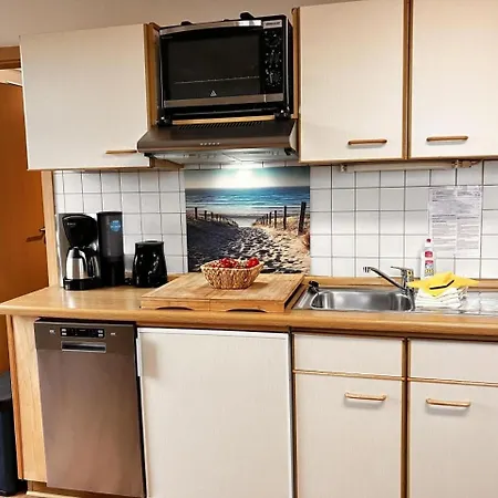 1 Im Haus Seesonne, * Baltrum
