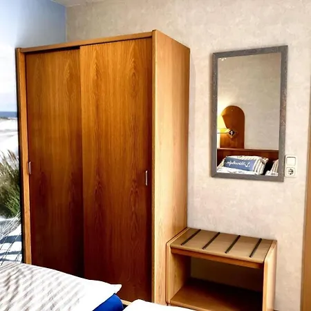 1 Im Haus Seesonne, * Baltrum